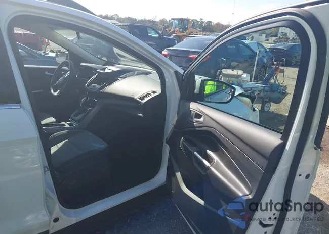 1FMCU0GX6EUB59248: 44099237