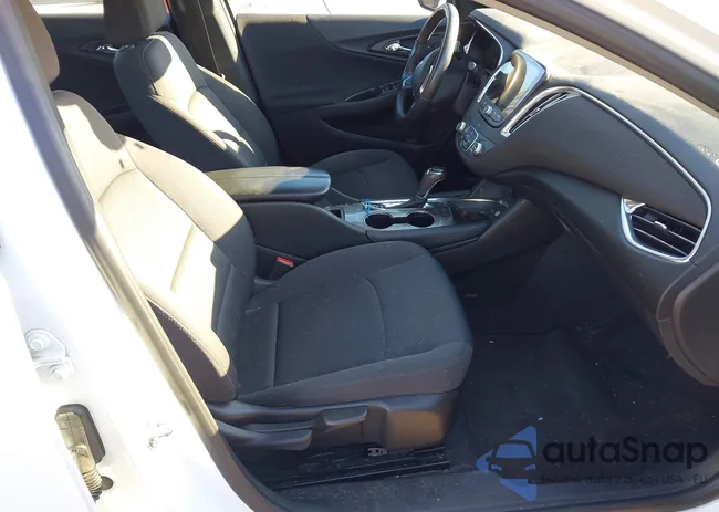 1G1ZE5ST9HF238962: 44099403