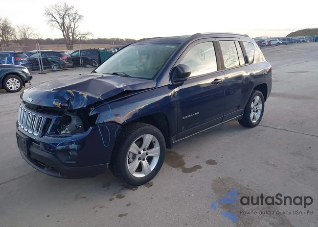 1C4NJCBA7GD611611: 44099459