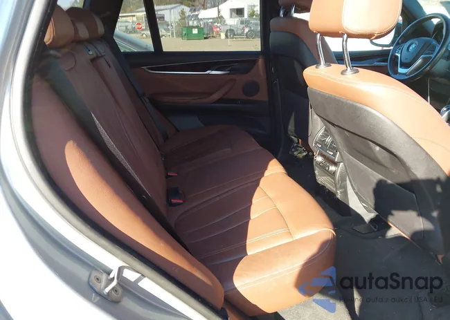 5UXKR0C52J0X86745: 44099491