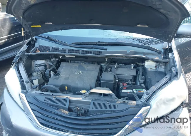 5TDKK3DC2CS189504: 44099503