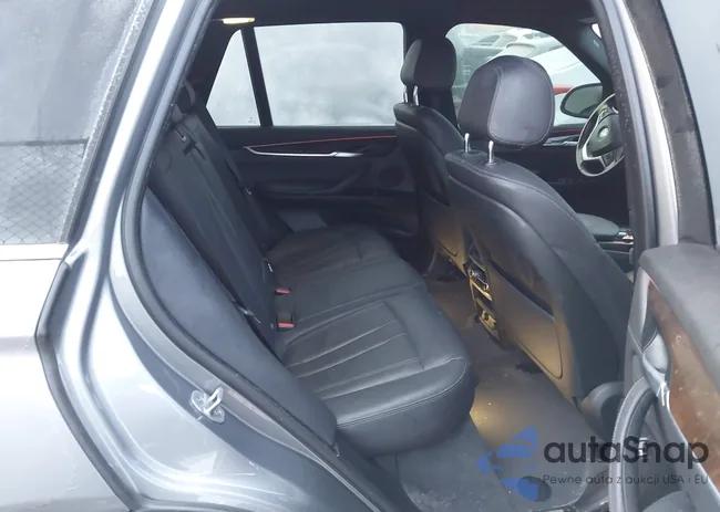 5UXKR0C51J0X95842: 44099540