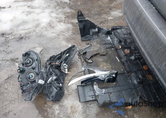 4S3GKAB69N3604376: 44100544