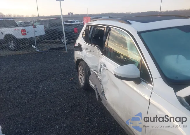 3VV3B7AXXJM167686: 44100589