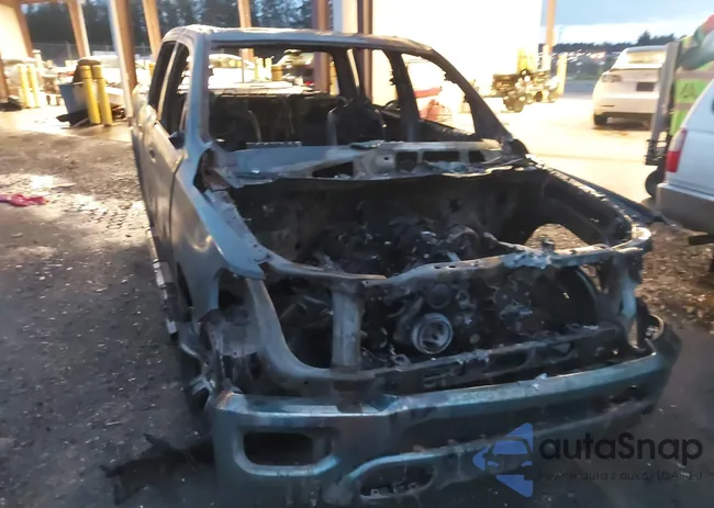 1C6SRFJT4KN786781: 44100607