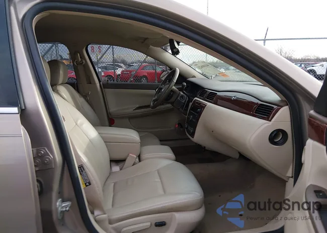 2G1WC581769306793: 44100623