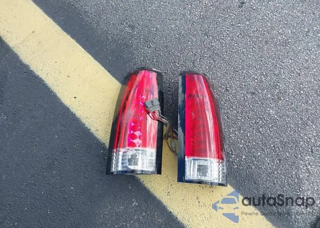 2GCEK19R6W1186017: 44100624