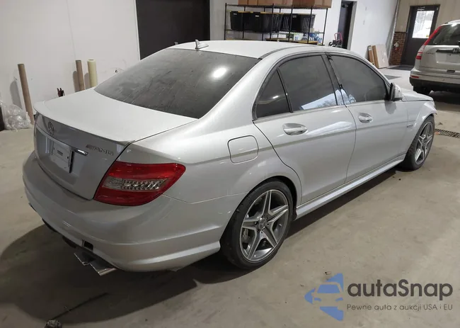 WDDGF77X49F216040: 44100632