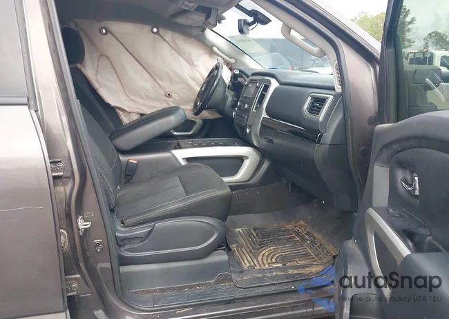 1N6AA1F21HN552442: 44100641