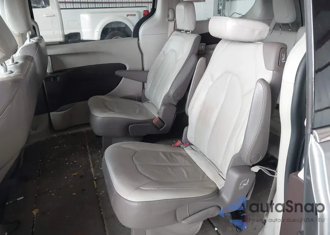 2C4RC1BG2HR515548: 44100671