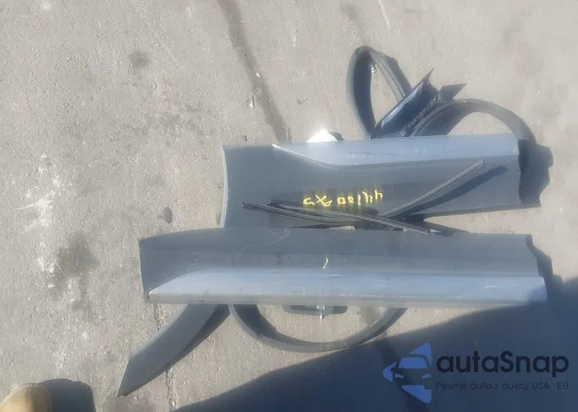 KM8SR4HF3KU302033: 44100757