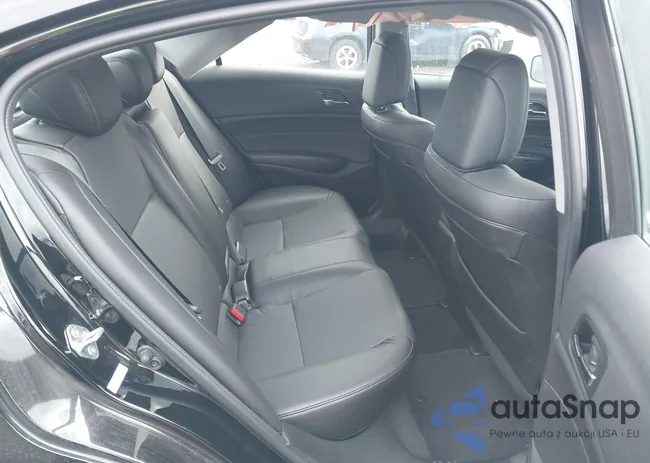 19UDE2F75JA010121: 44100778