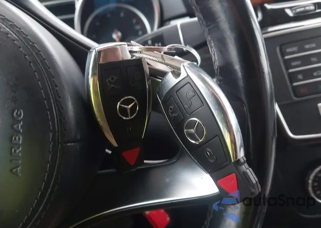 4JGDF6EE9KB183215: 44100806