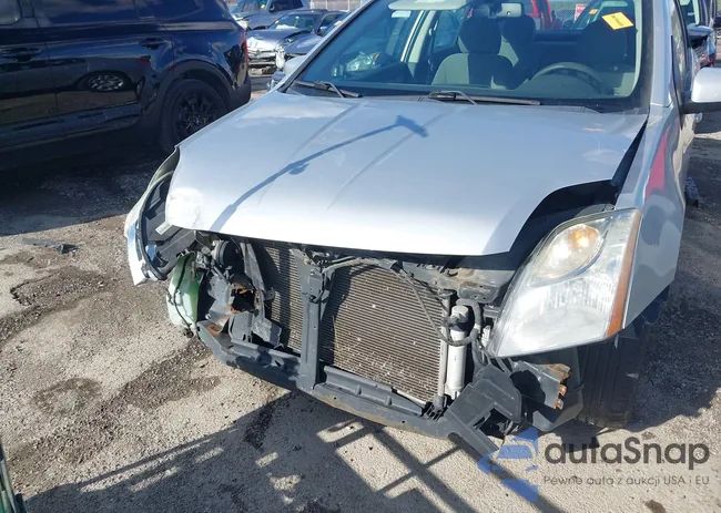 3N1AB6AP8BL704226: 44100829