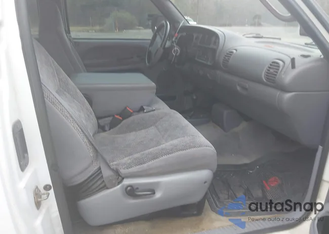 3B7HF13Z9XM519718: 44100878