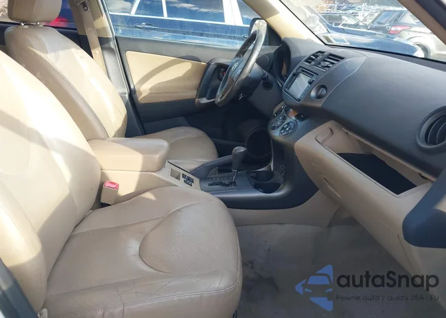 2T3YF4DV9CW146153: 44100887