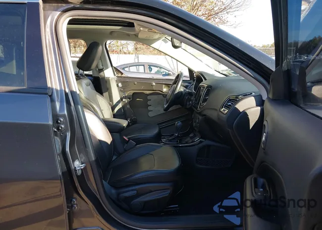 3C4NJDCBXMT524417: 44100966