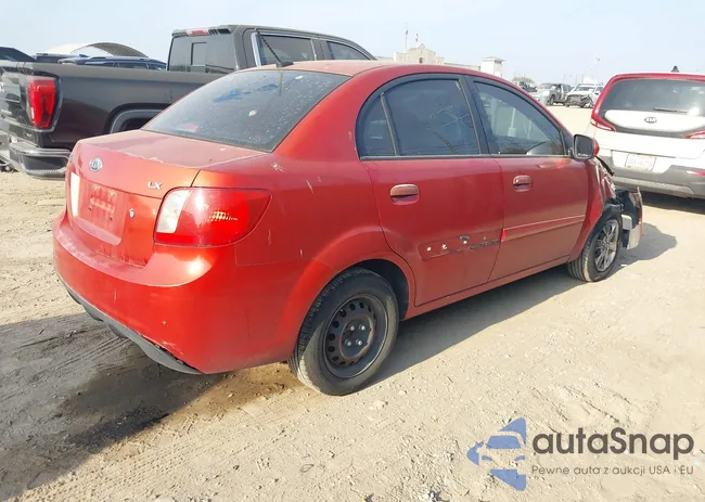 KNADH4A38A6632976: 44101036