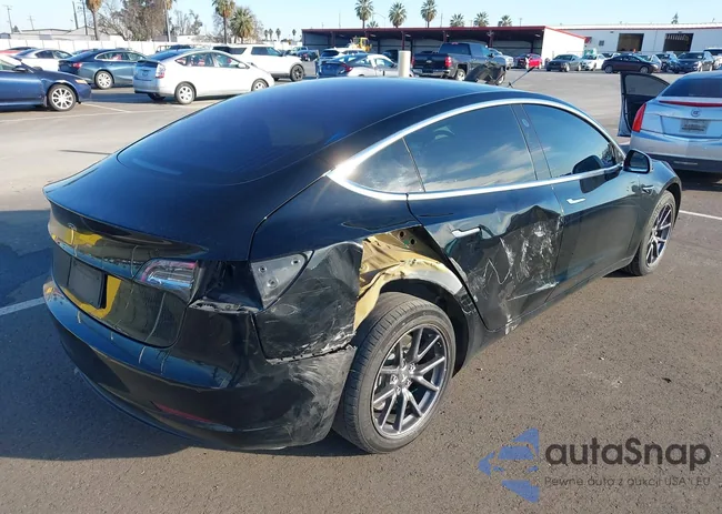 5YJ3E1EA8JF172365: 44101064