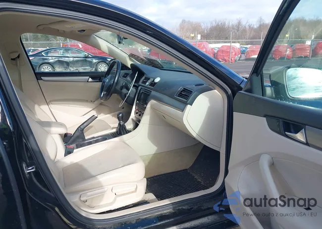 1VWBV7A36FC046352: 44101070