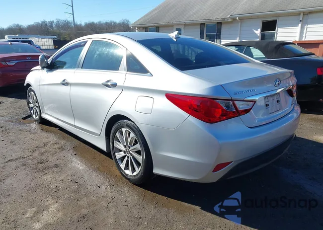 5NPEC4AC5EH913134: 44101075