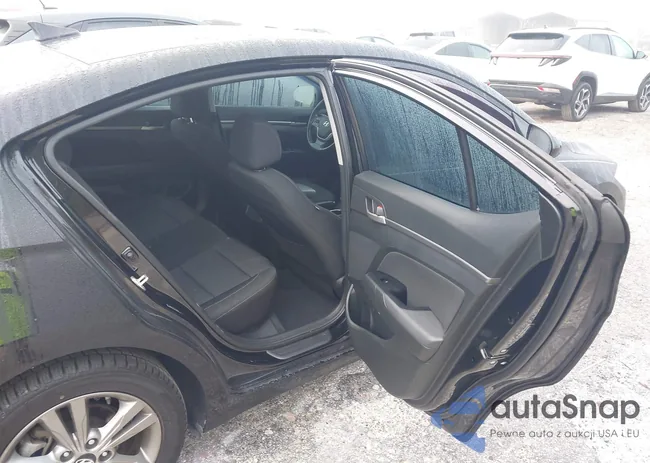 5NPD84LF2JH335427: 44101076