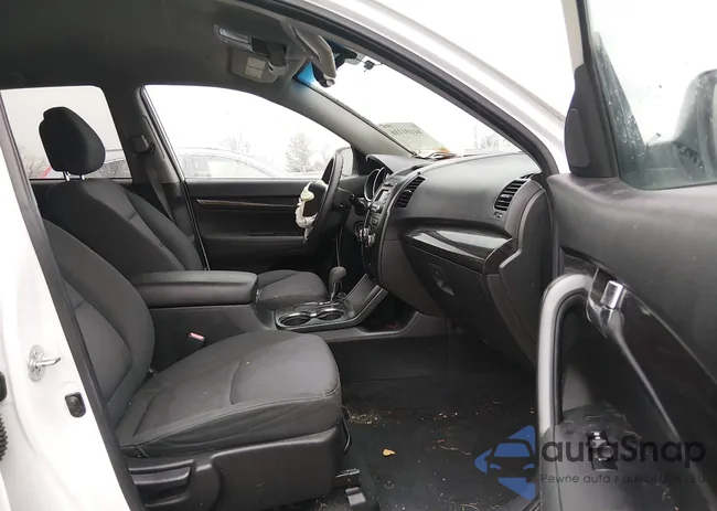 5XYKT3A68CG215158: 44101116