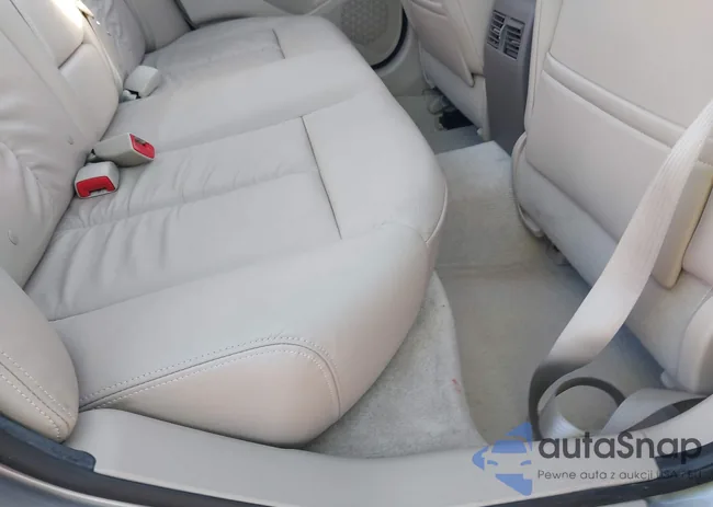 1N4AL2AP8CC128630: 44100176