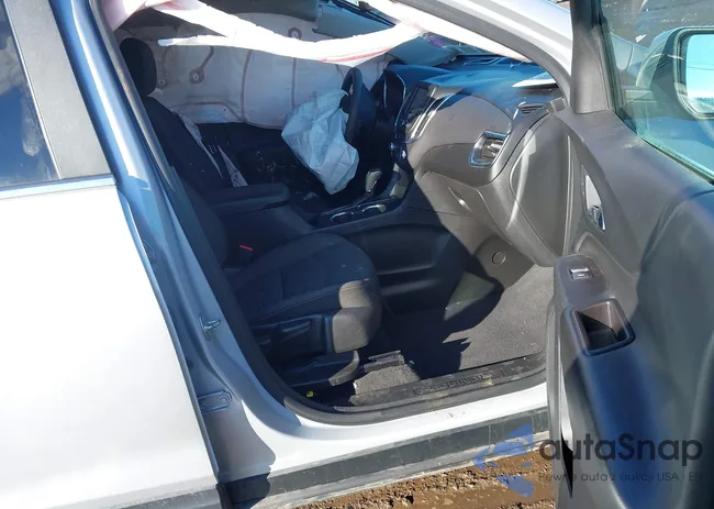 2GNAXUEV3M6104451: 44100178