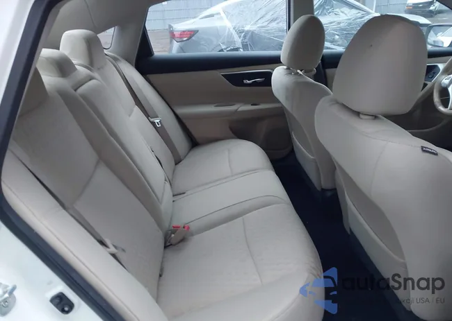 1N4AL3AP5HC108848: 44100306