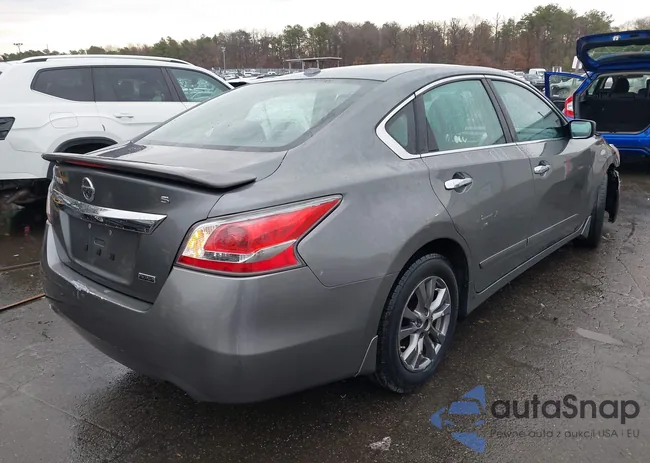 1N4AL3AP3FN918626: 44100329