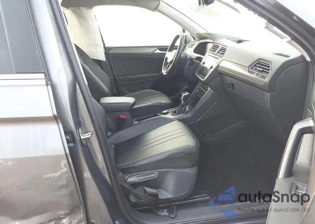 3VV2B7AX3NM030560: 44100443