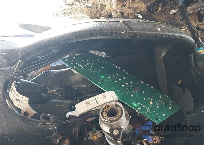 3KPF24ADXLE141067: 44100504