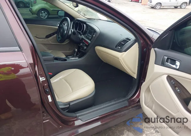 5XXGN4A79FG421712: 44101553