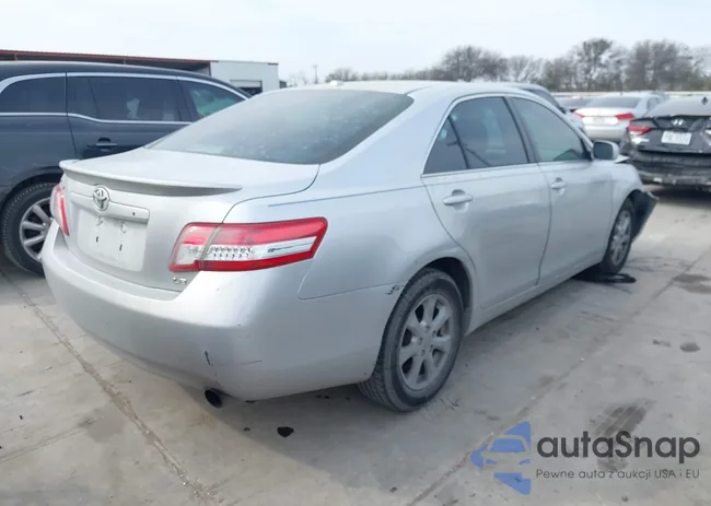 4T1BF3EK2BU759596: 44101557