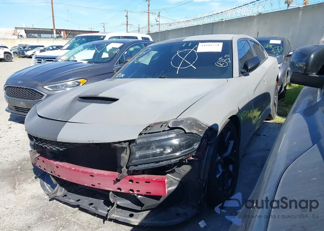 2C3CDXHGXLH192897: 44101572