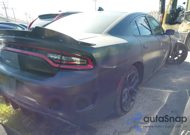 2C3CDXHGXLH192897: 44101572