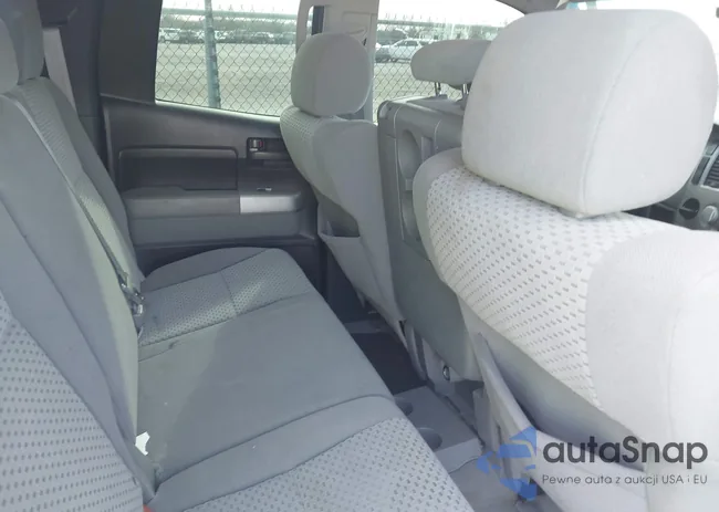 5TFRT54158X021735: 44101573