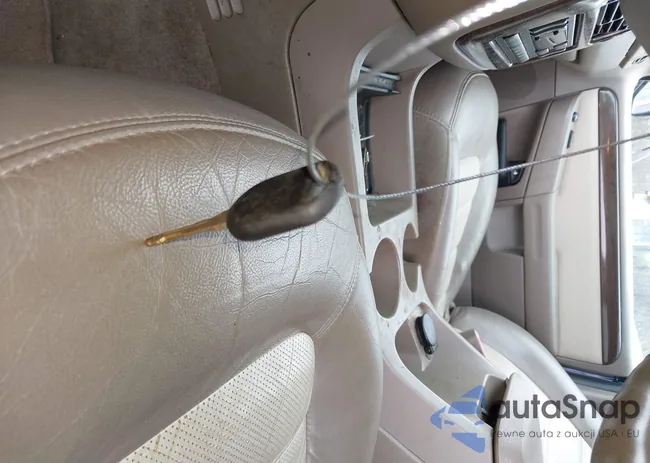 1FMZU74E62ZC46541: 44101605