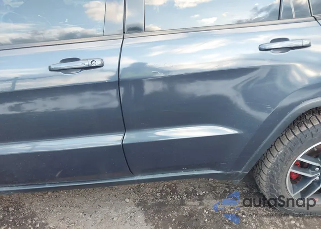 1C4RJFLG7KC683722: 44101665