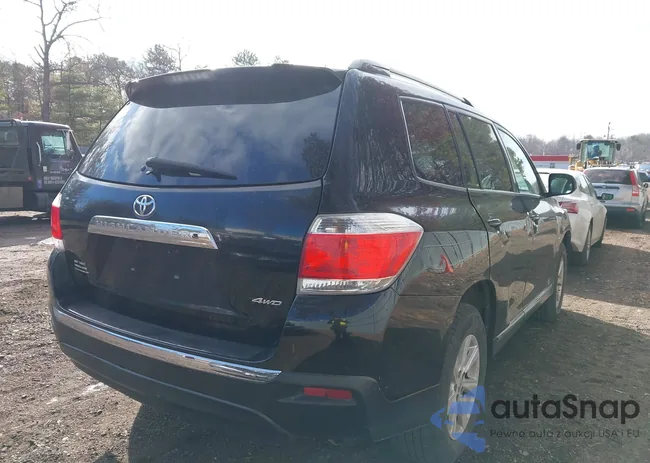 5TDBK3EHXCS104502: 44101687