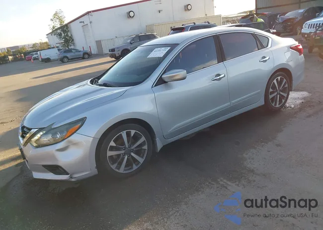 1N4AL3AP6HN303538: 44101725