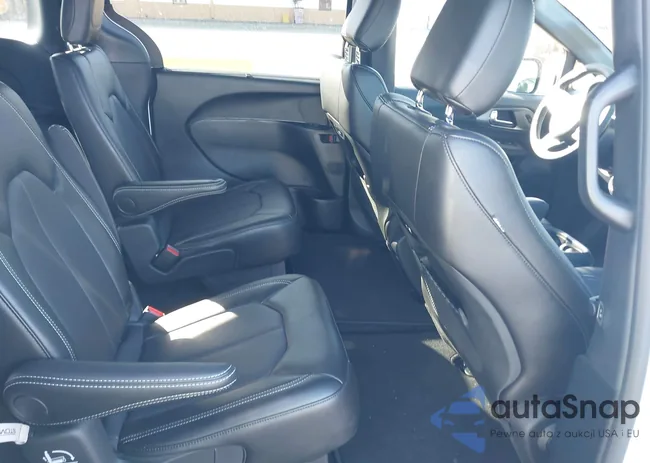 2C4RC1BG2TR155268: 44101730