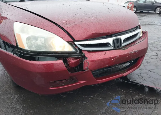 1HGCM56706A000295: 44101797