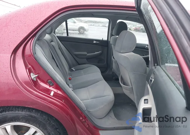 1HGCM56706A000295: 44101797