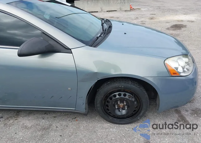 1G2ZH36N774180279: 44101804