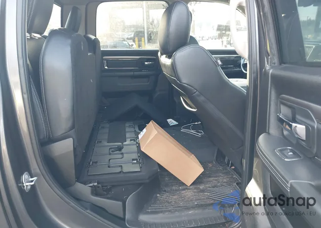 1C6RR7UT8JS248665: 44101810