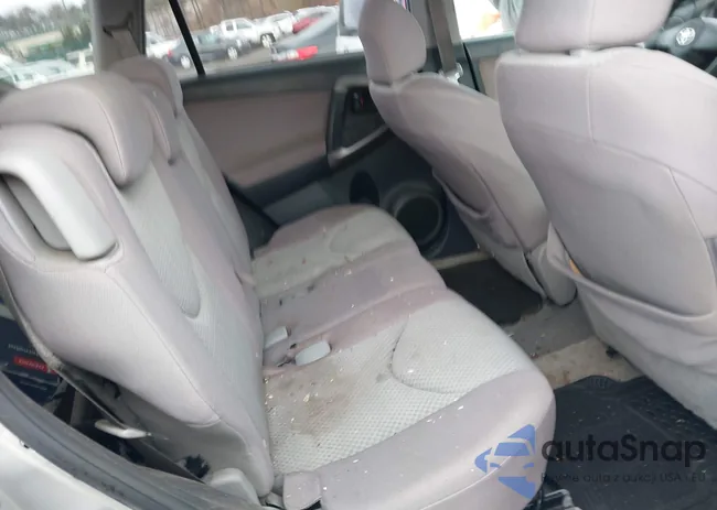 JTMBD33V965002928: 44101819