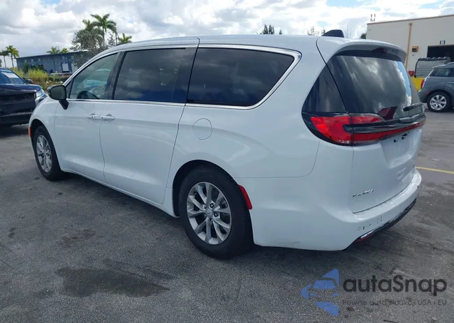 2C4RC1GG4TR195960: 44101822