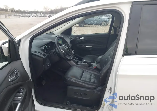 1FMCU9GXXFUC07937: 44101846